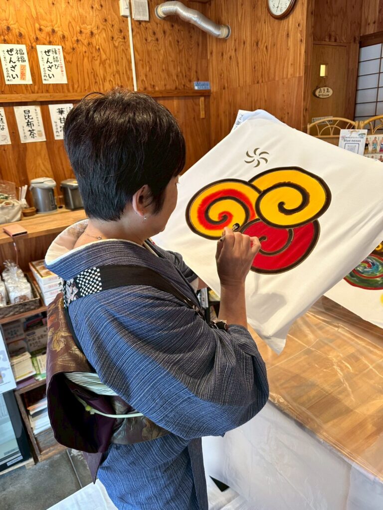 渦の染物体験